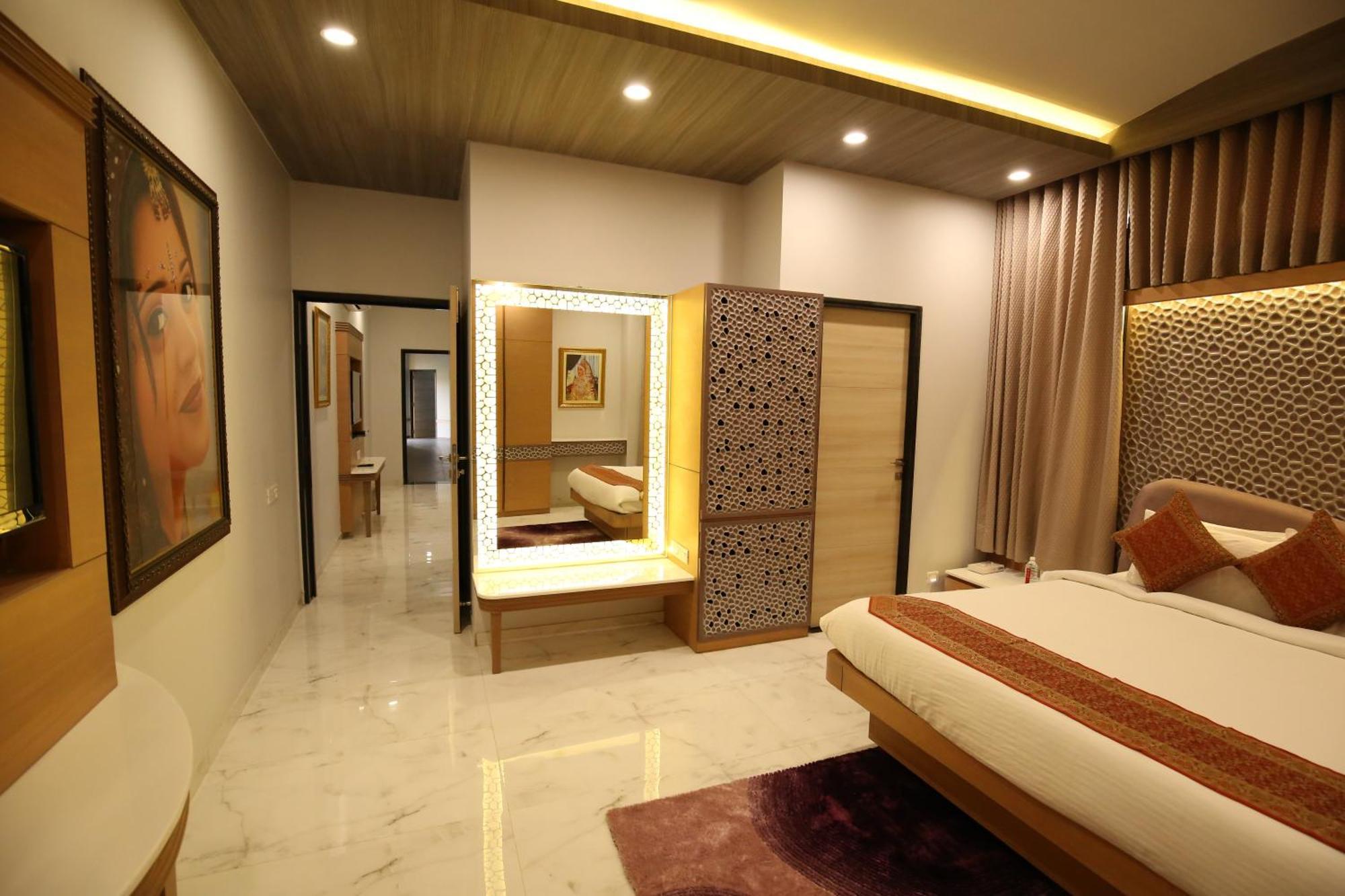 Neonz Resort & Club Ānand Εξωτερικό φωτογραφία