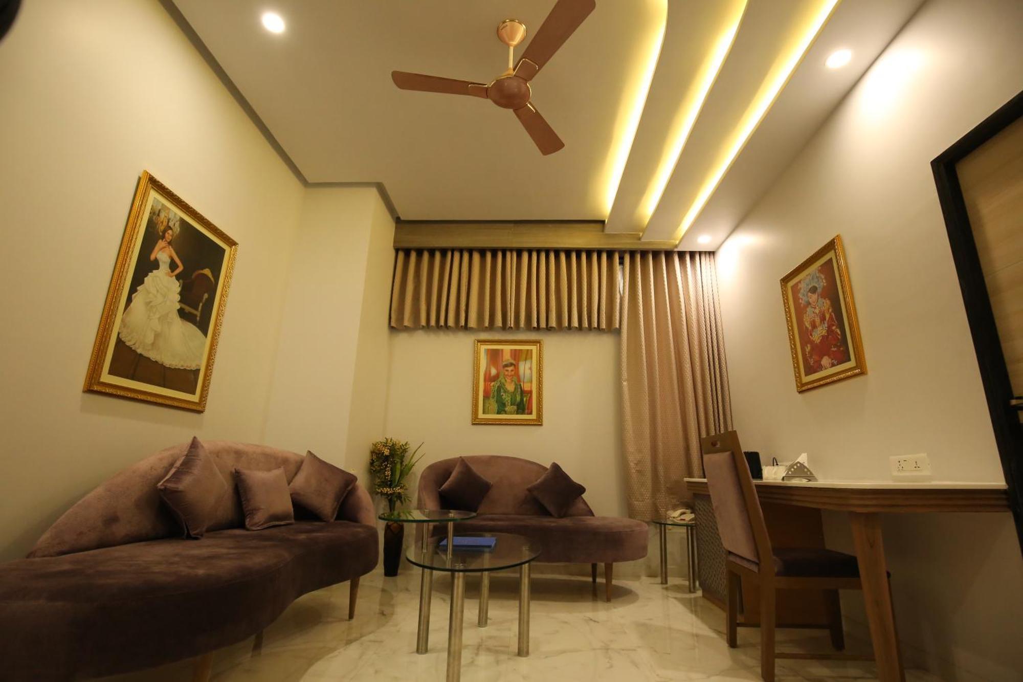 Neonz Resort & Club Ānand Εξωτερικό φωτογραφία